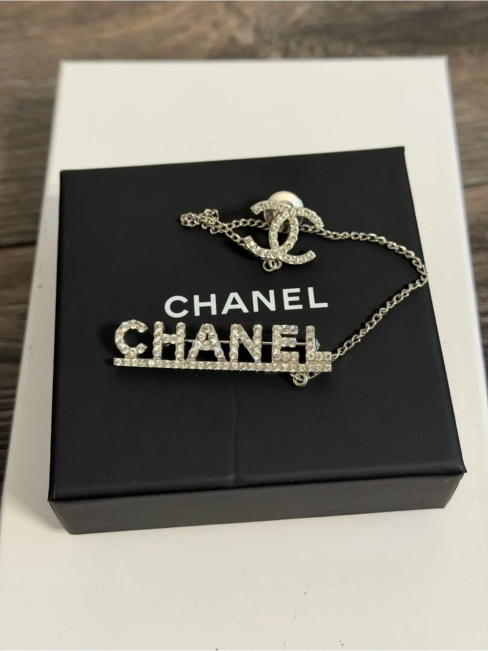 CHANEL stunning crystal
